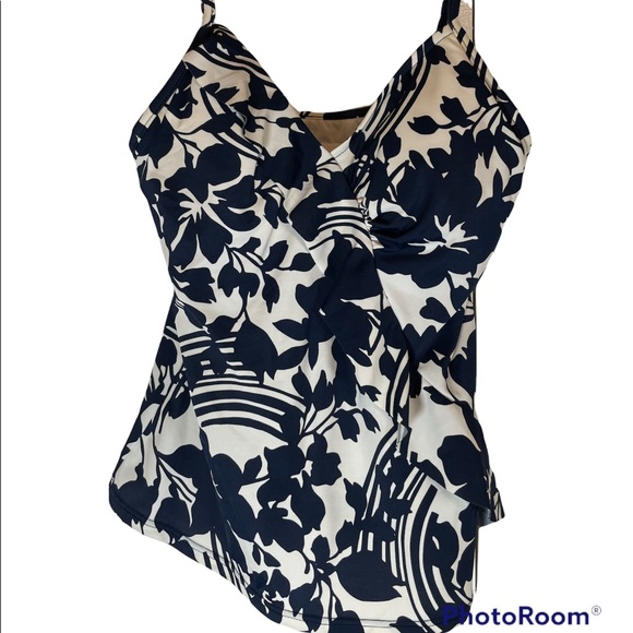 Caribbean Joe Other - ☀️ EUC Caribbean Joe Swim Suit Top size 10